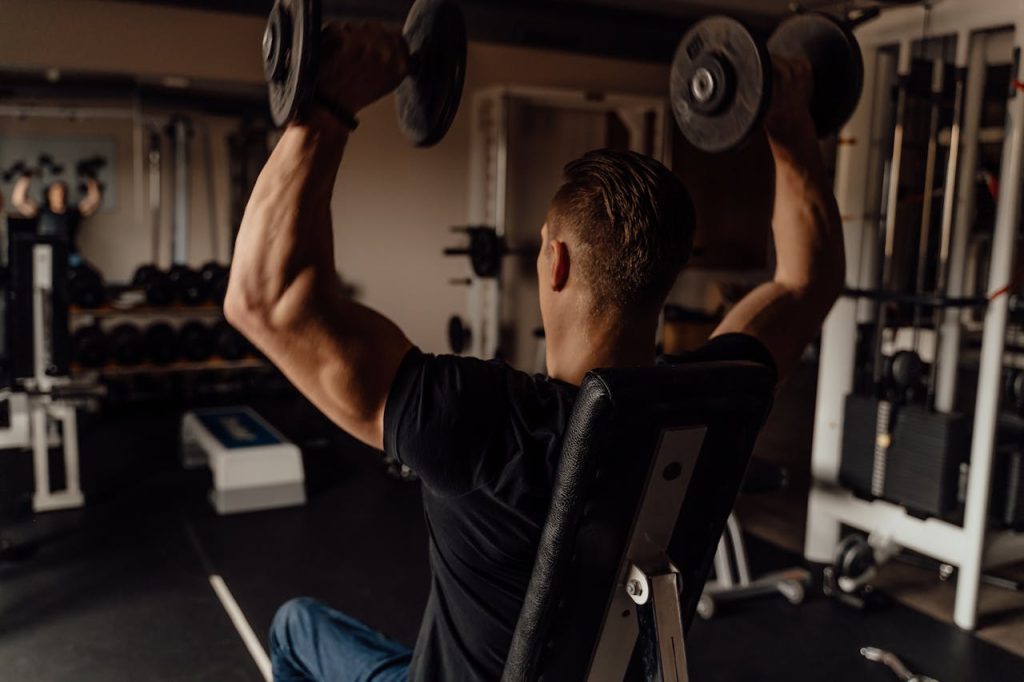 shoulder-press-gym